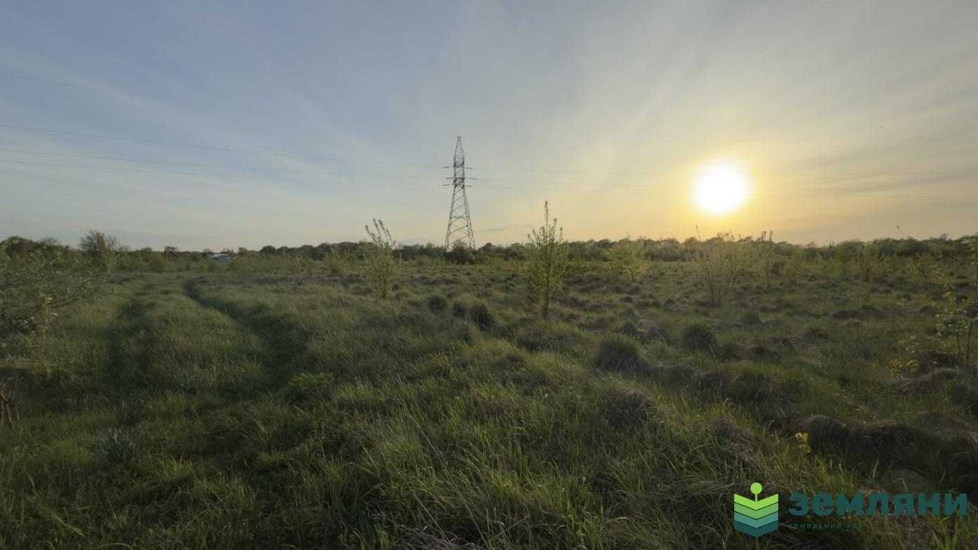 Продається ділянка 8 сот під будівництво в с. Підлужжя
