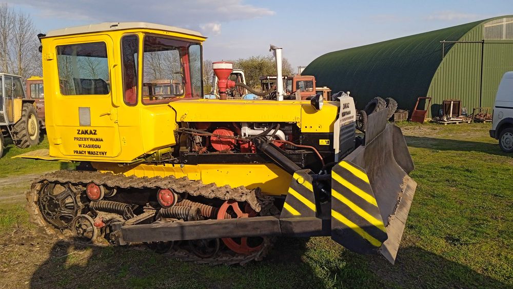 spycharka dt 75 det75 serwis dt75 det dt naprawa spychacz serwis spych