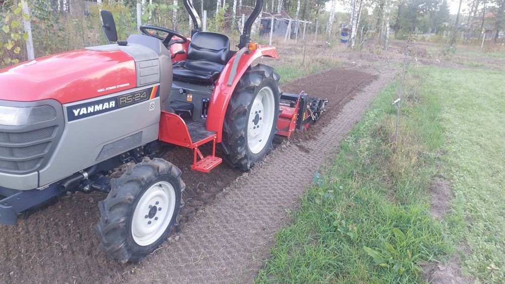 Usługi ogrodnicze glebogryzarka separacyjną trawniki