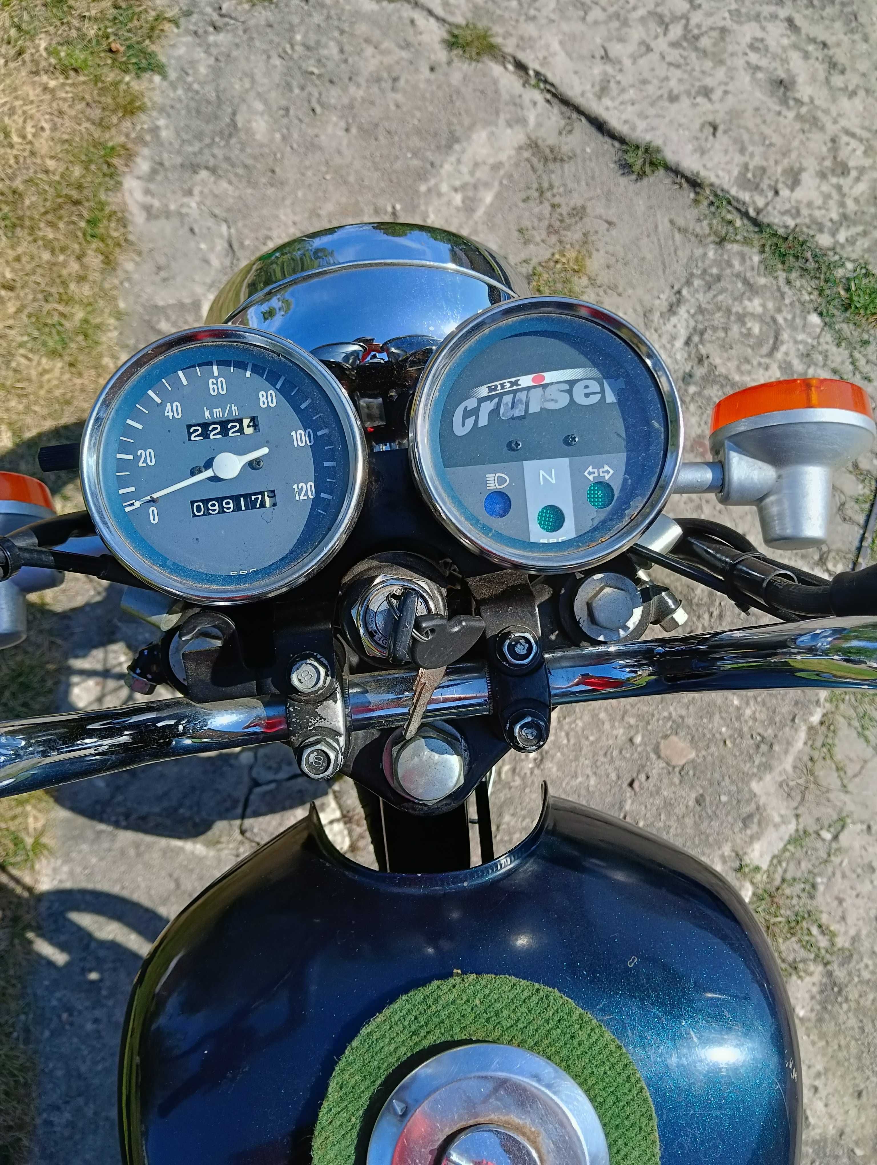 Motocykl Standard Motor Rex 125