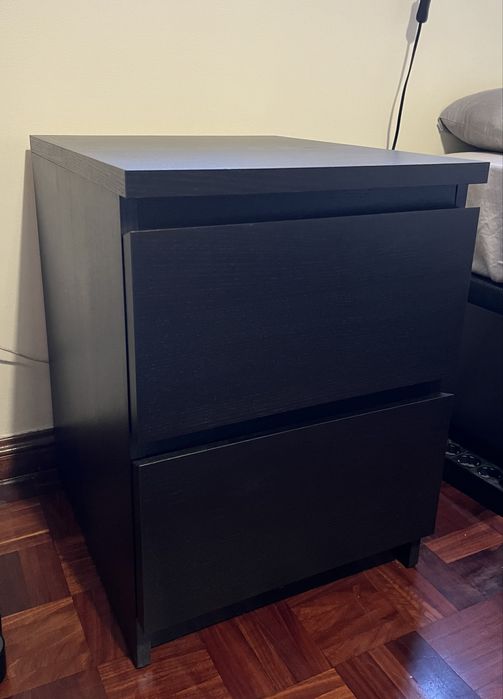 Mesa de cabeceira Ikea