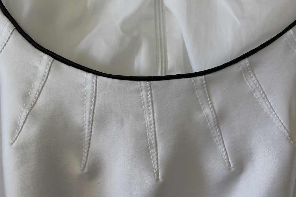 sukienka biało-czarna 36 S Quiosque