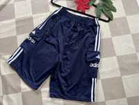 Adidas spodenki sportowe z kieszeniami S/M logo granatowe