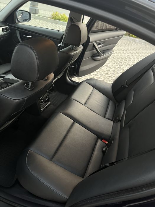 BMW E90 325IX 218km polift