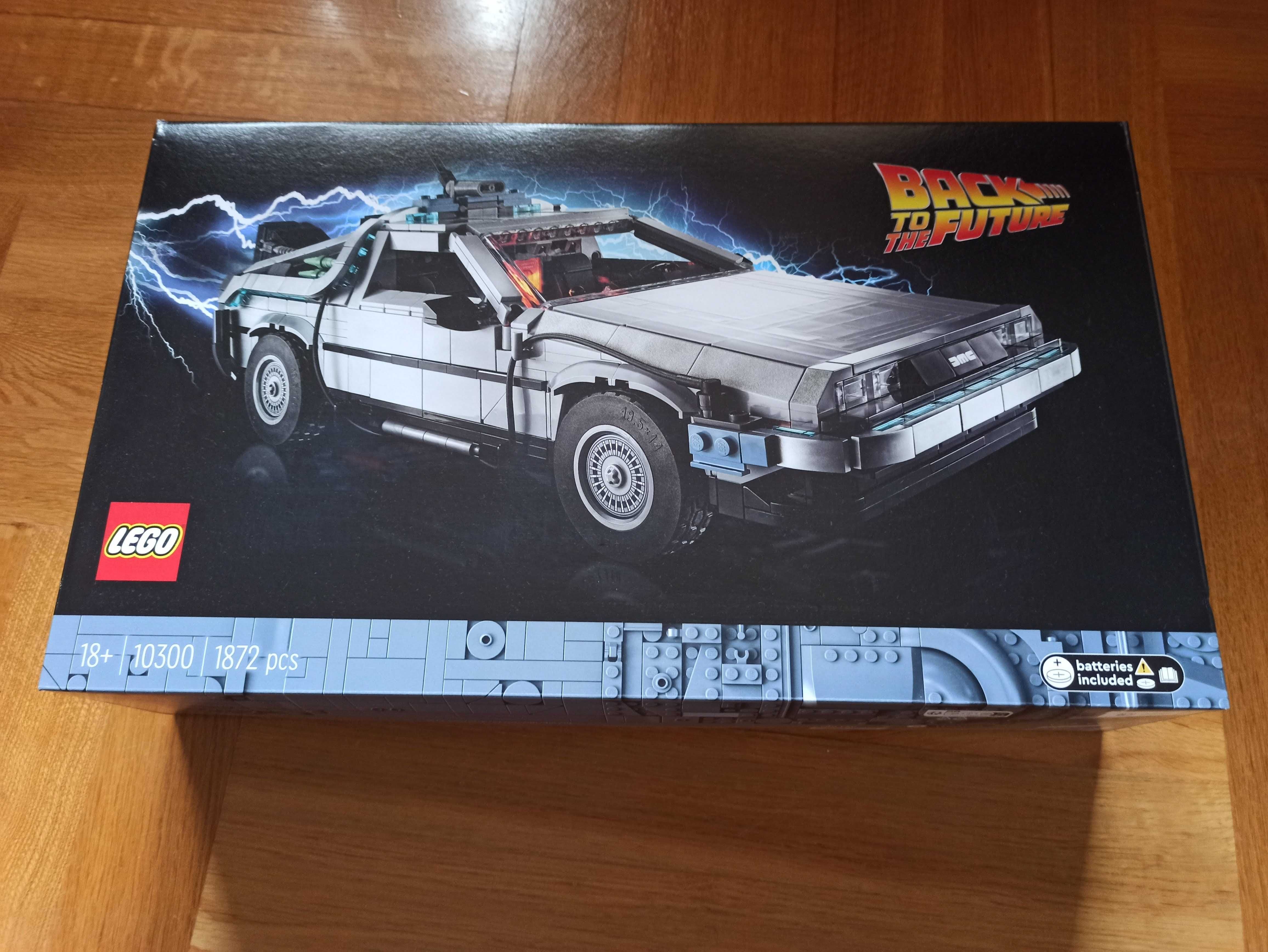 Lego 10300 Wehikuł czasu z „Powrotu do przyszłości”