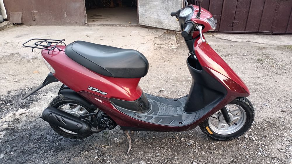 Продам скутер Honda Dio AF34