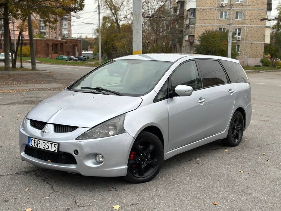 Продам Mitsubishi Grandis 2.0 дизель