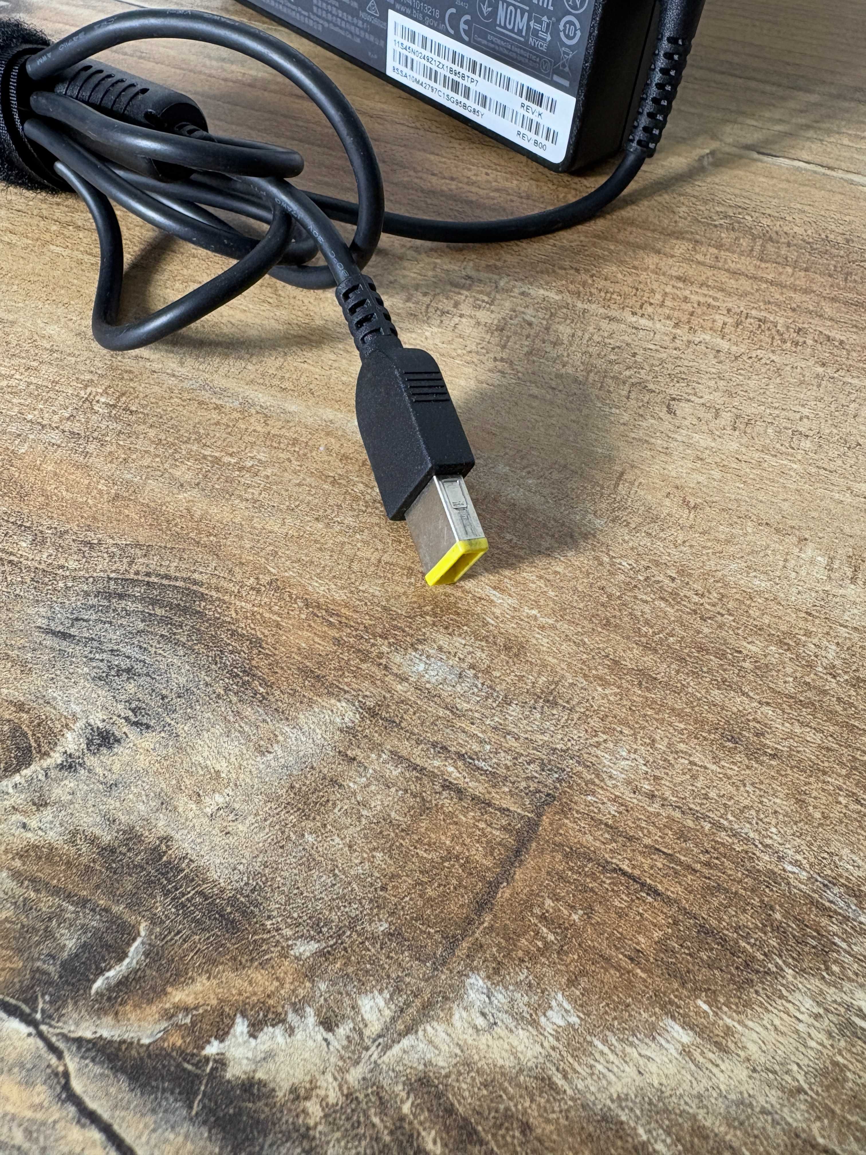 Оригінальний блок живлення для ноутбуків Lenovo 90W 20V/4.5A/USB + pin