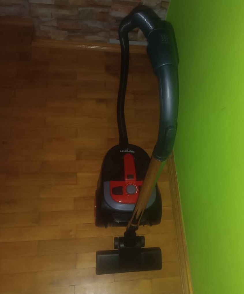 Odkurzacz bezworkowy Lehmann