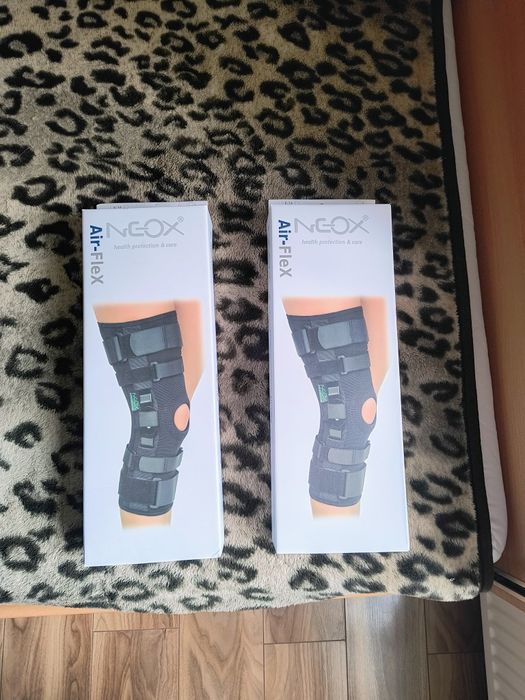 Stabilizator stawu kolanowego z szynami dwuosiowymi Air-Flex