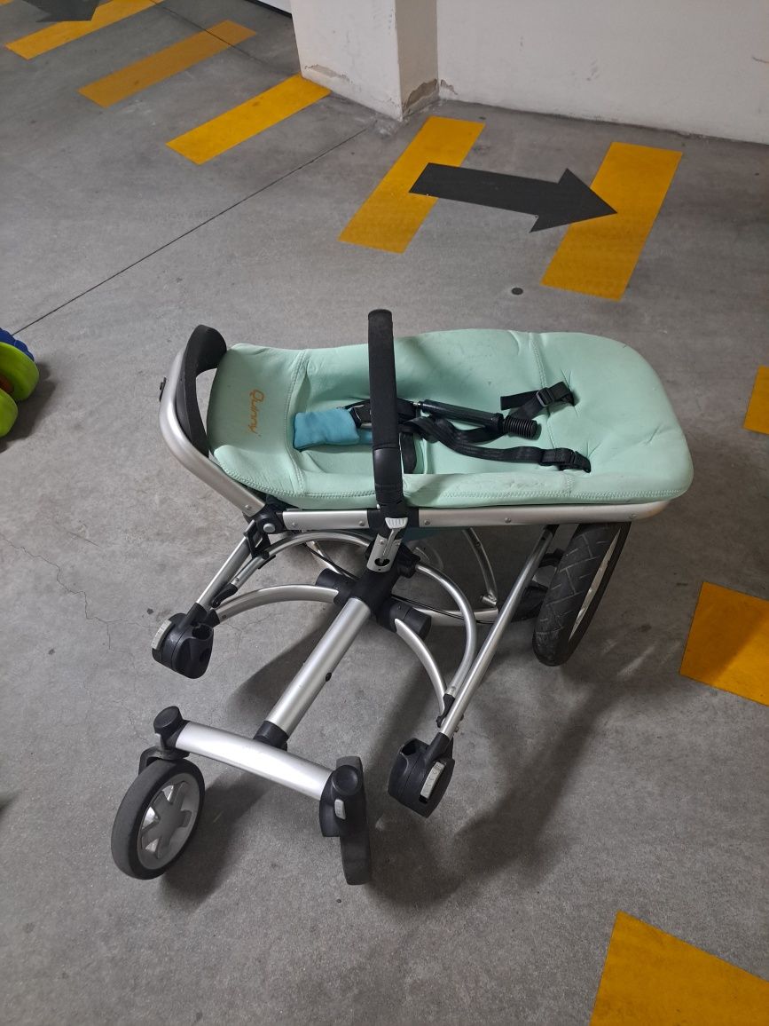 Carrinho Quinny buzz green 3 (ovo, alcofa e resguardos)