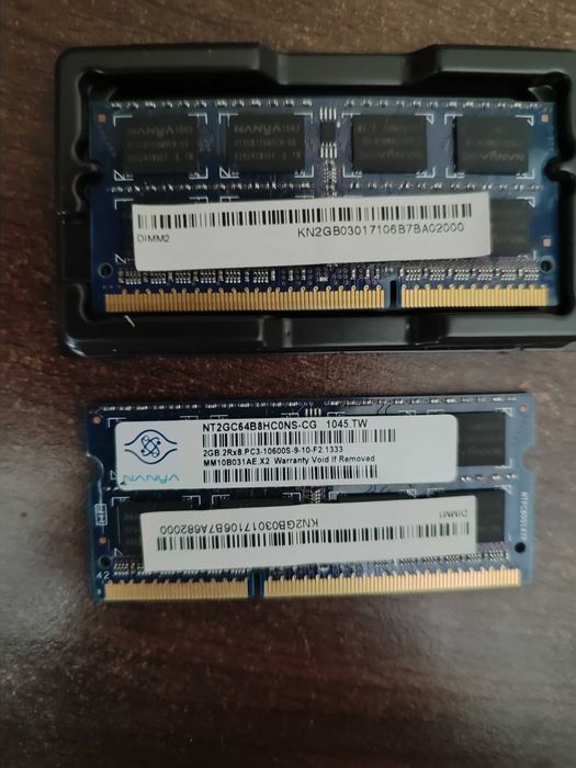 Оперативная память к ноутбуку DDR3, 2 по 2 ГБ. Полностью исправна.