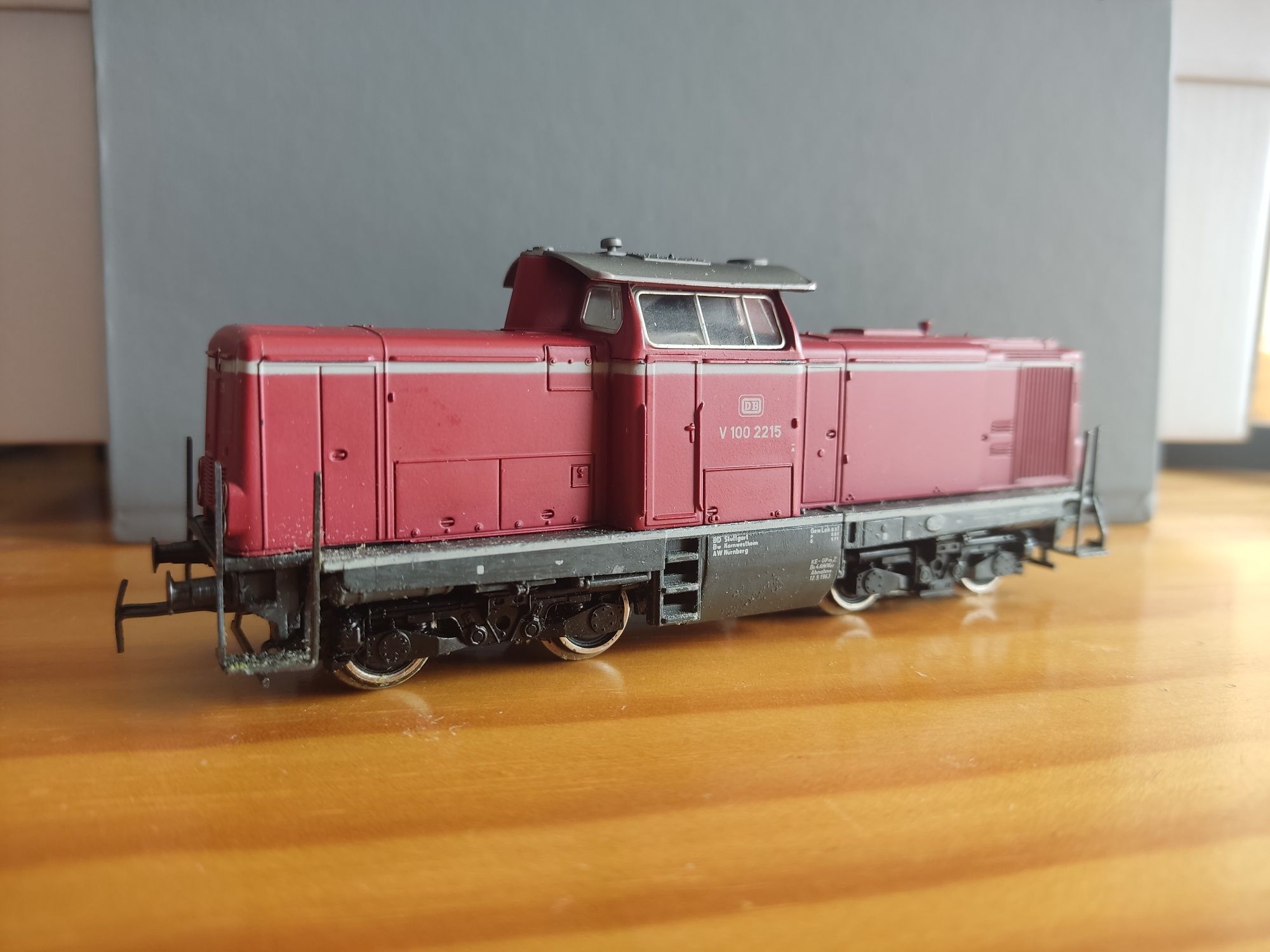Locomotiva H0 Marklin V100 - DB # 2215