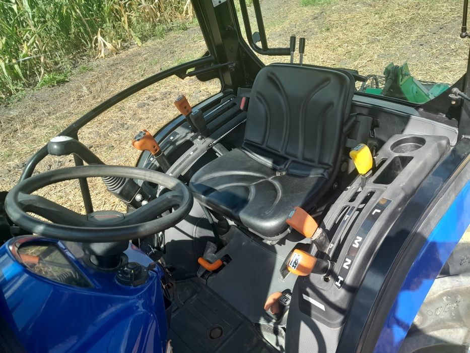 Ciągnik Farmtrac 30