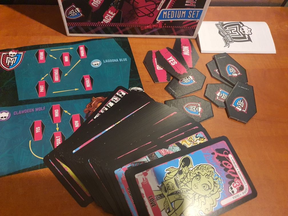 Medium Set Monster High, zestaw do wróżenia, Trefl gra