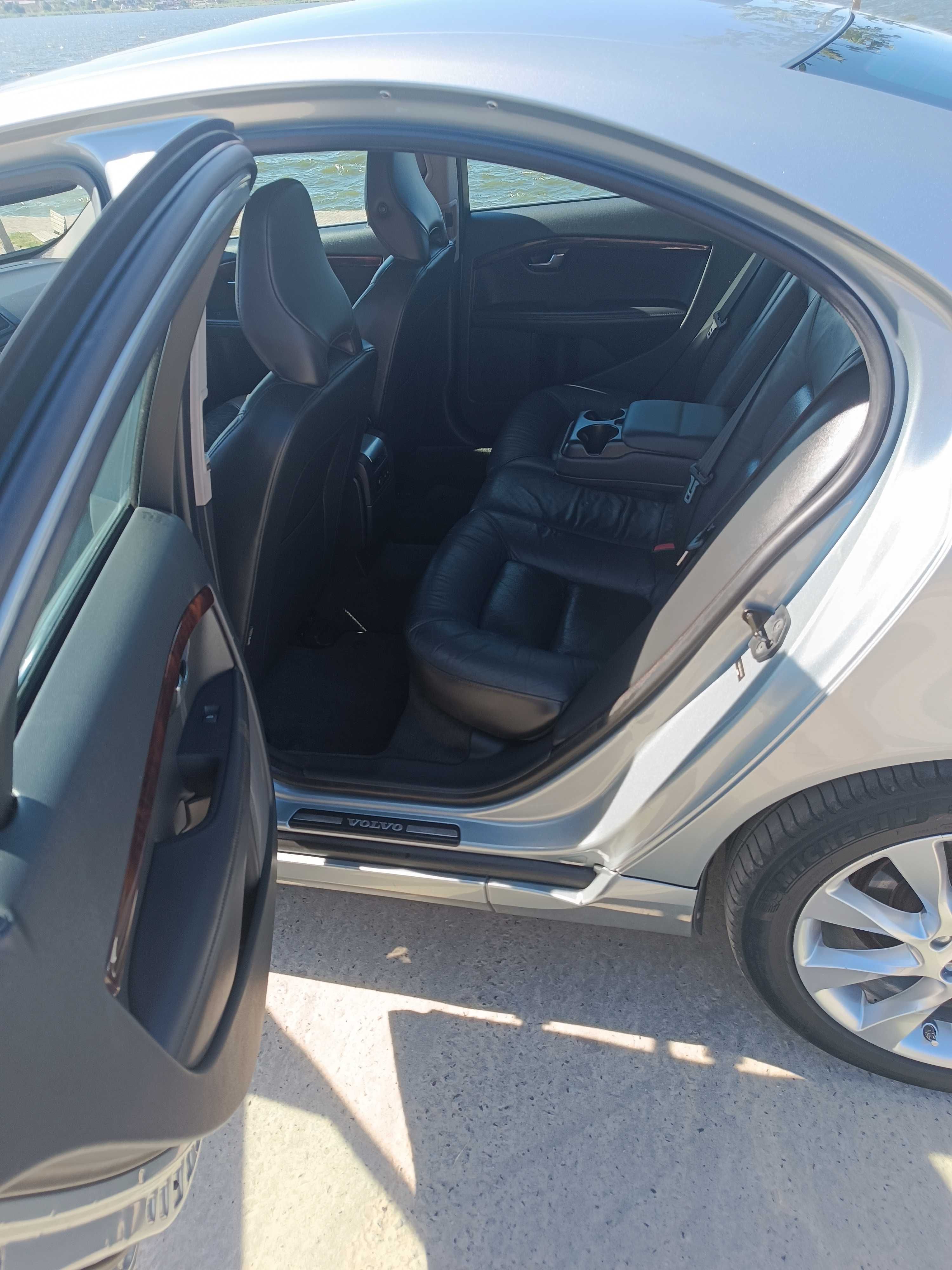 Volvo S80 2011р. II покоління (2nd FL) • 3.0 АТ (304 к.с.) AWD