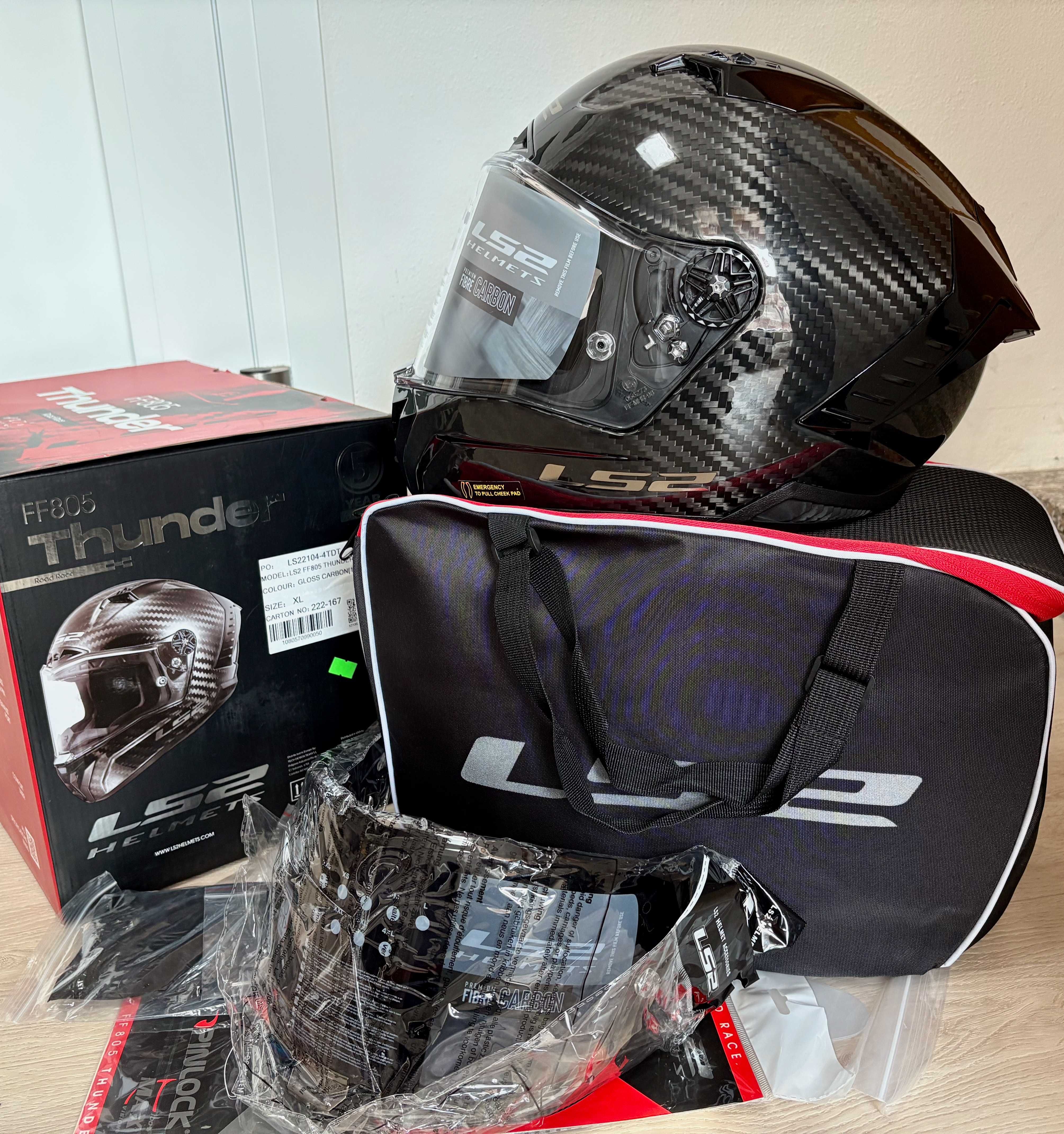 Capacete LS2 Thunder Carbon NOVO (30% Desconto) EXTRAS. Em S-M-L-XL