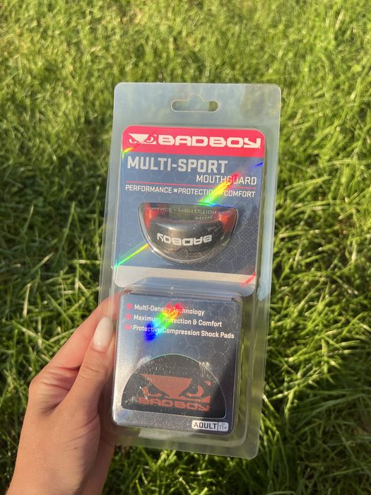 Бинты VENUM боксерские,капы,перчатки боксерские Є ОПТ !!!