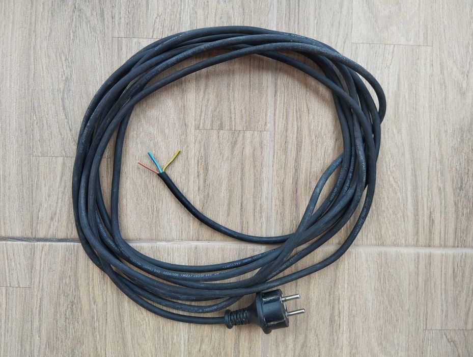 Шнур силовий H05RN-F 3x0.75mm2 чорний, довжина - 6 м.