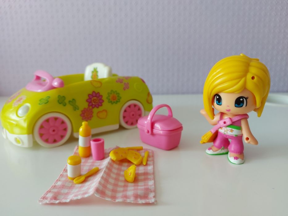 Lalka pinypon piknik z autkiem