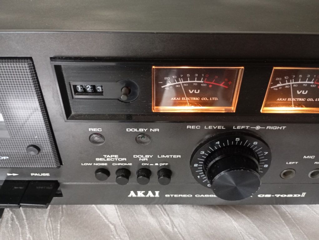 Akai CS 702 DII Cassete Deck