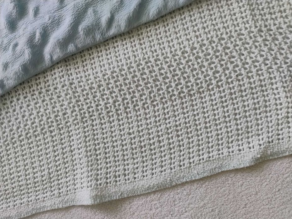 Zestaw 3 niebieskich kocy dla maluszka