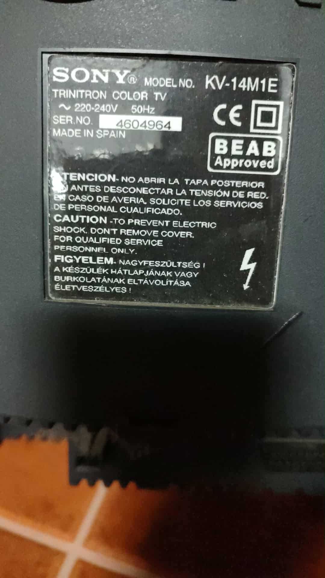 Vendo televisão Sony