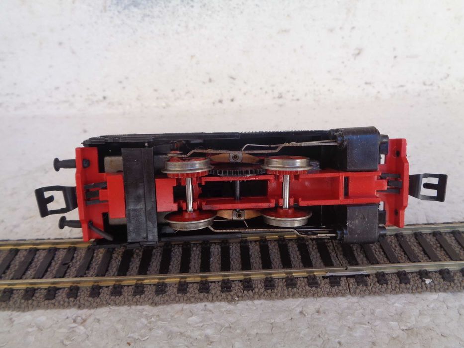 1:87 PIKO Locomotiva a vapor BR 80 comboio