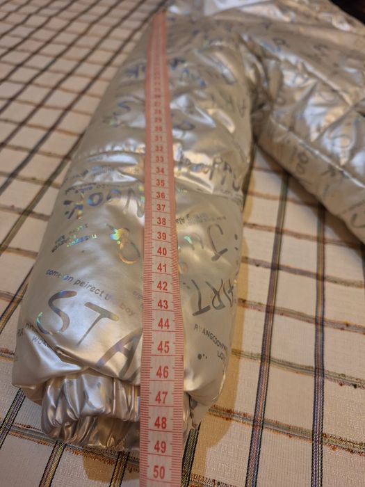 Курточка зимняя на 7-8 лет