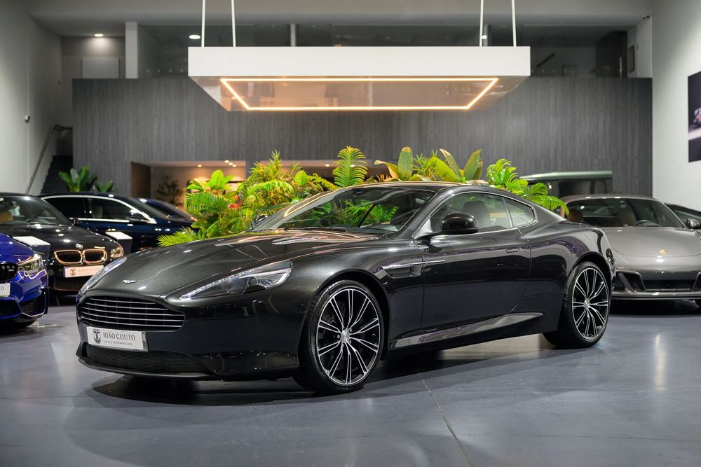 Aston Martin DB9 Coupe Touchtronic 2