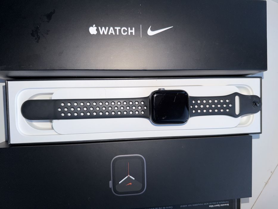 Apple watch 5 Nike повний комплект