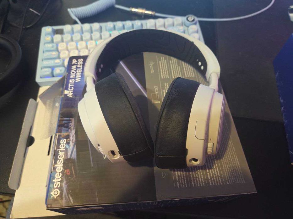 STEELSERIES Arctis Nova 7P White