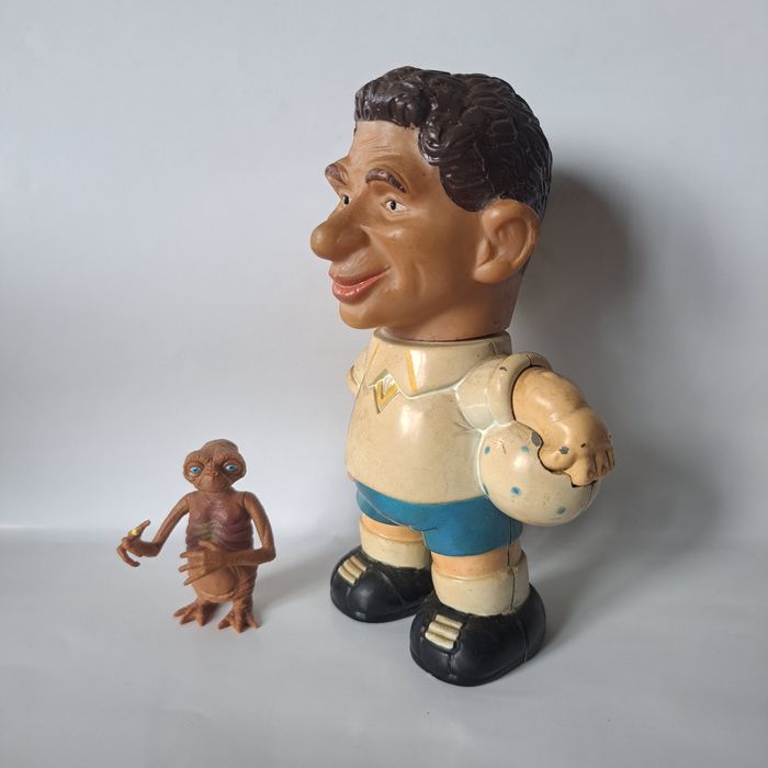 Isqueiro de mesa - jogador de futebol