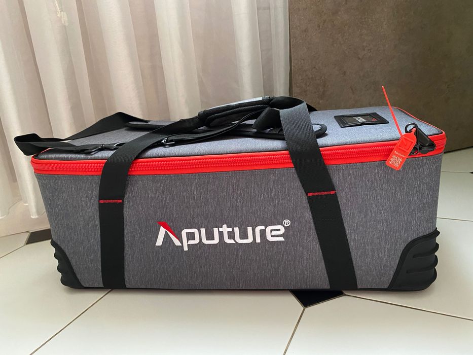 Постійне LED світло Aputure Light Storm LS300X (V-Mount) Нове підПломб