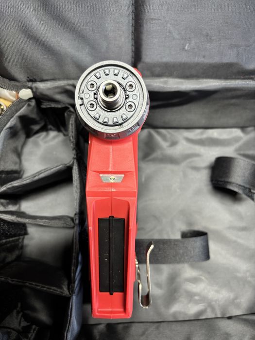 Шуруповерт Milwaukee m12 2505-20