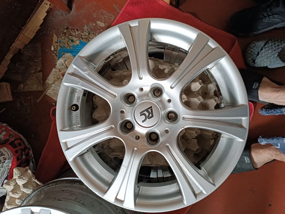 R16 kia Hyndai продам 5/114.3