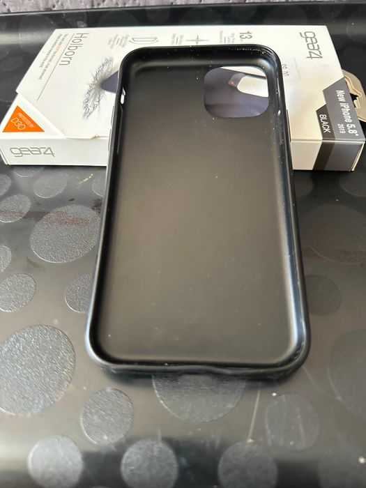 Etui GEAR4 Holborn do Apple iPhone 11 Pro Kolor Czarny