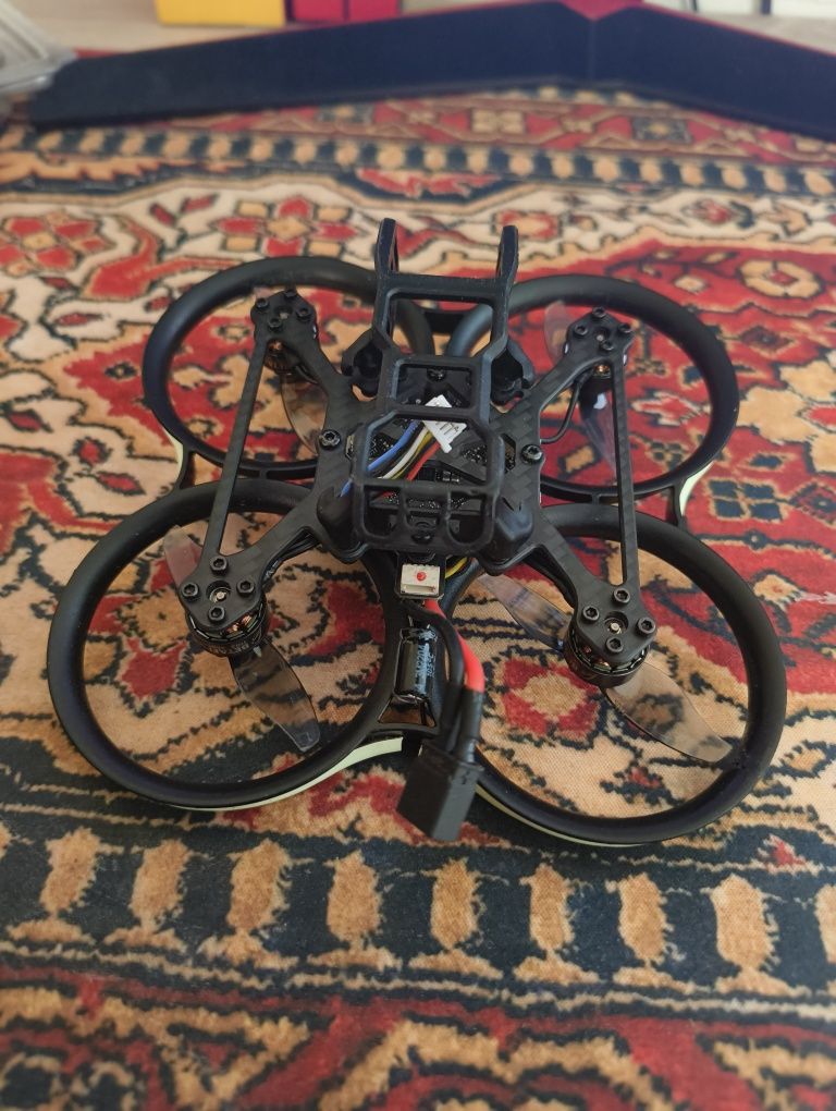 BetaFPV Pavo 20 + 3 baterie