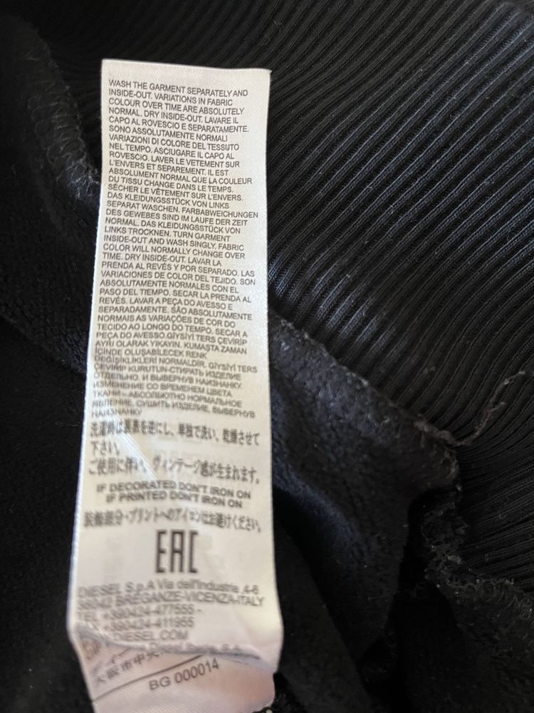 Camisola preta da Levis