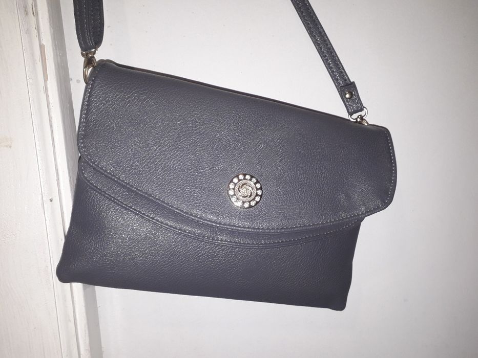 Сумка жіноча  через плече