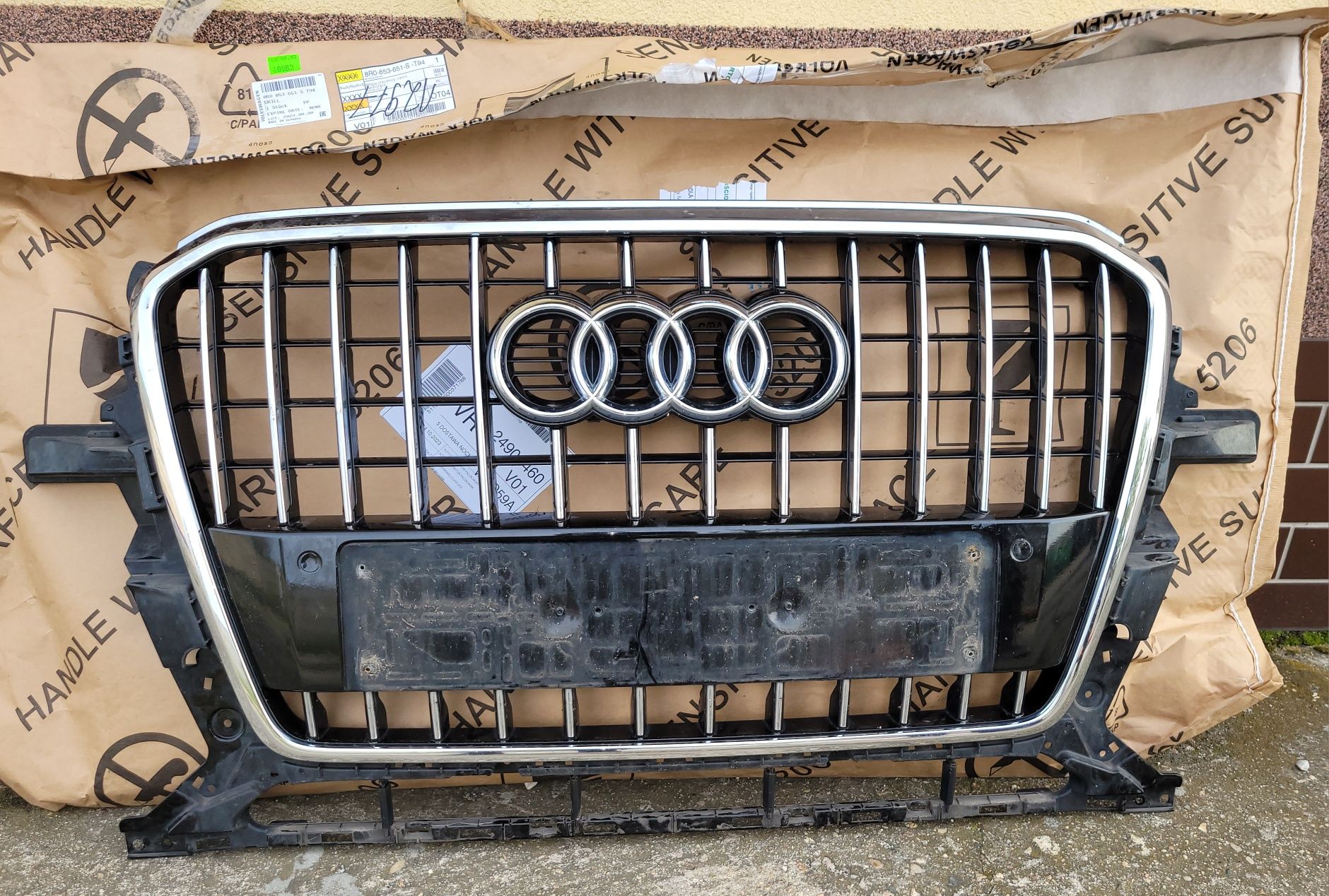 Gril atrapa Audi Q5 2014rok