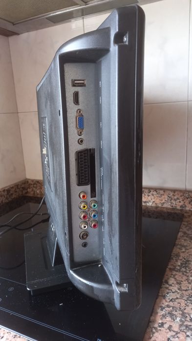 TV i-Joy com comando original