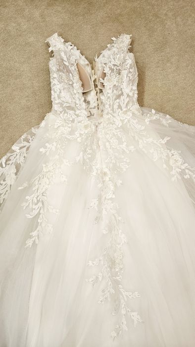 Продам весільну сукню Berta radelli