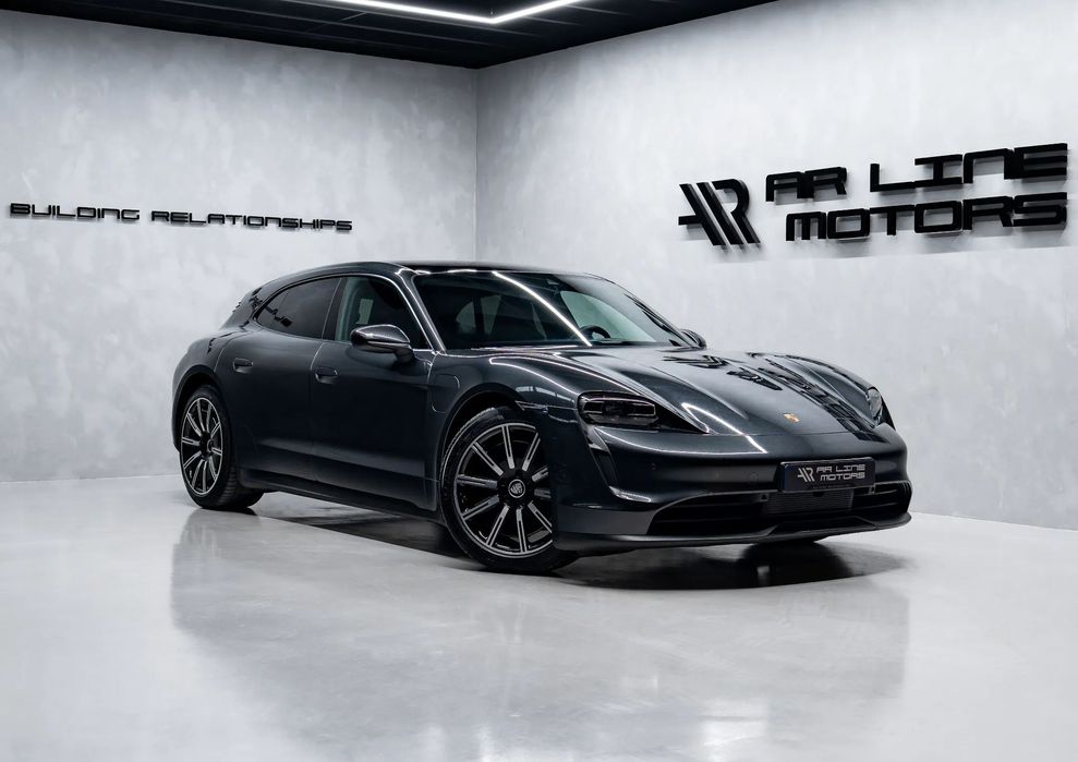 Porsche Taycan Sport Turismo Standard