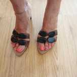 Chinelas castanhas Sinela