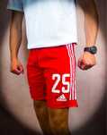 Czerwone Męskie Sportowe Szorty Piłkarskie Adidas Bayern Monachium / S