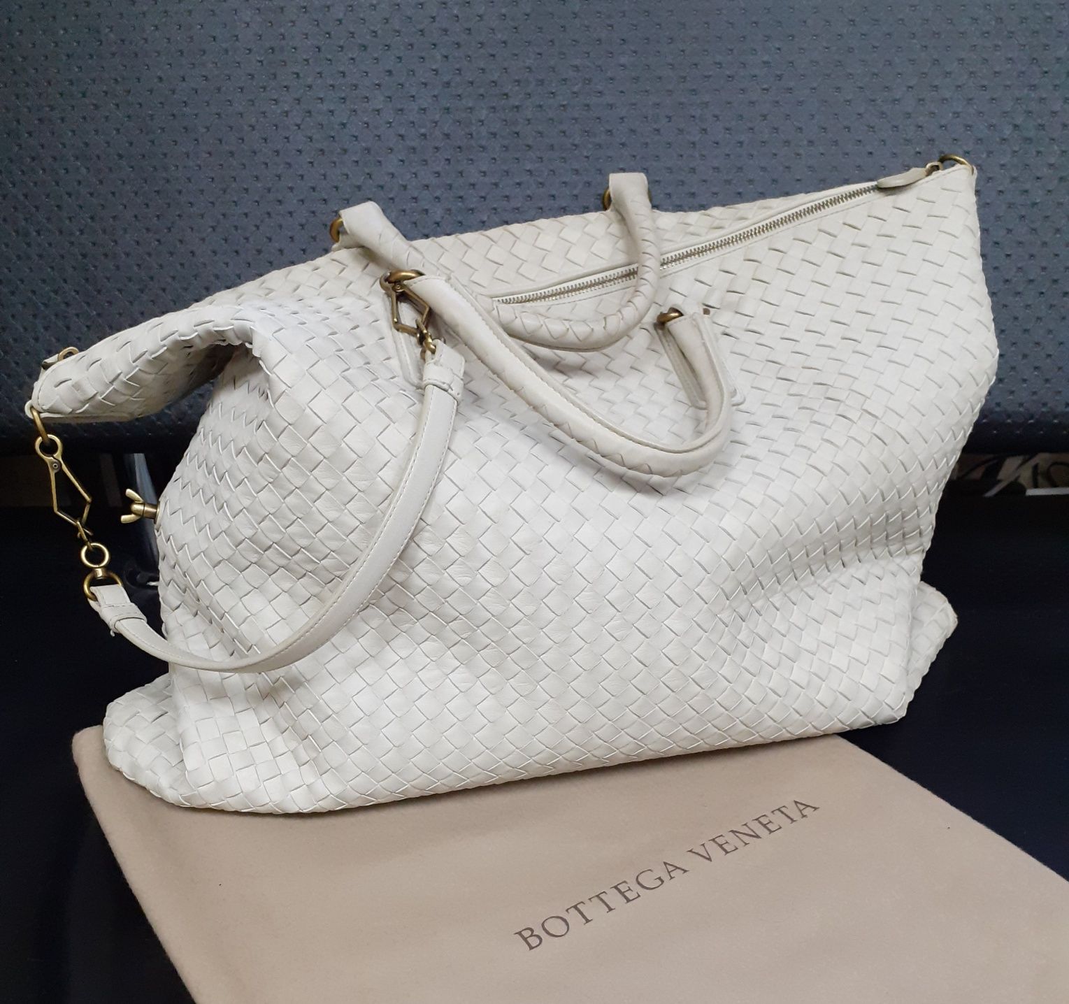 Сумка Bottega Veneta. Оригинал