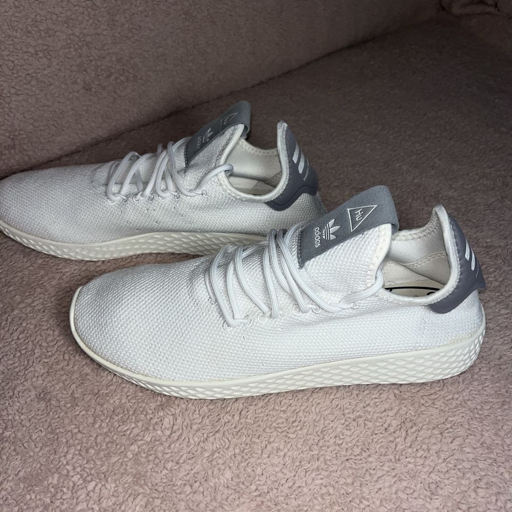 Кросівки чоловічі adidas 27,5 см