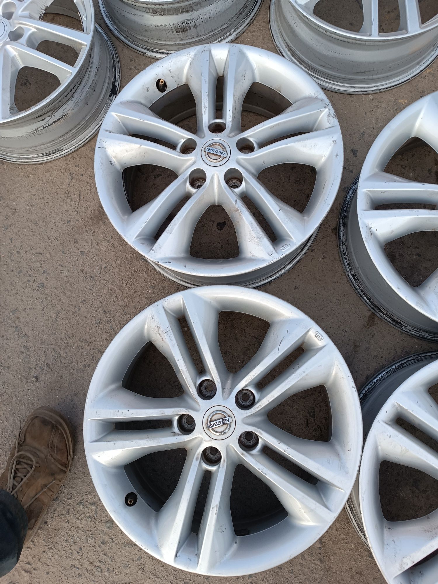 Диски Nissan Qashqai 5/114,3/17 6,5j