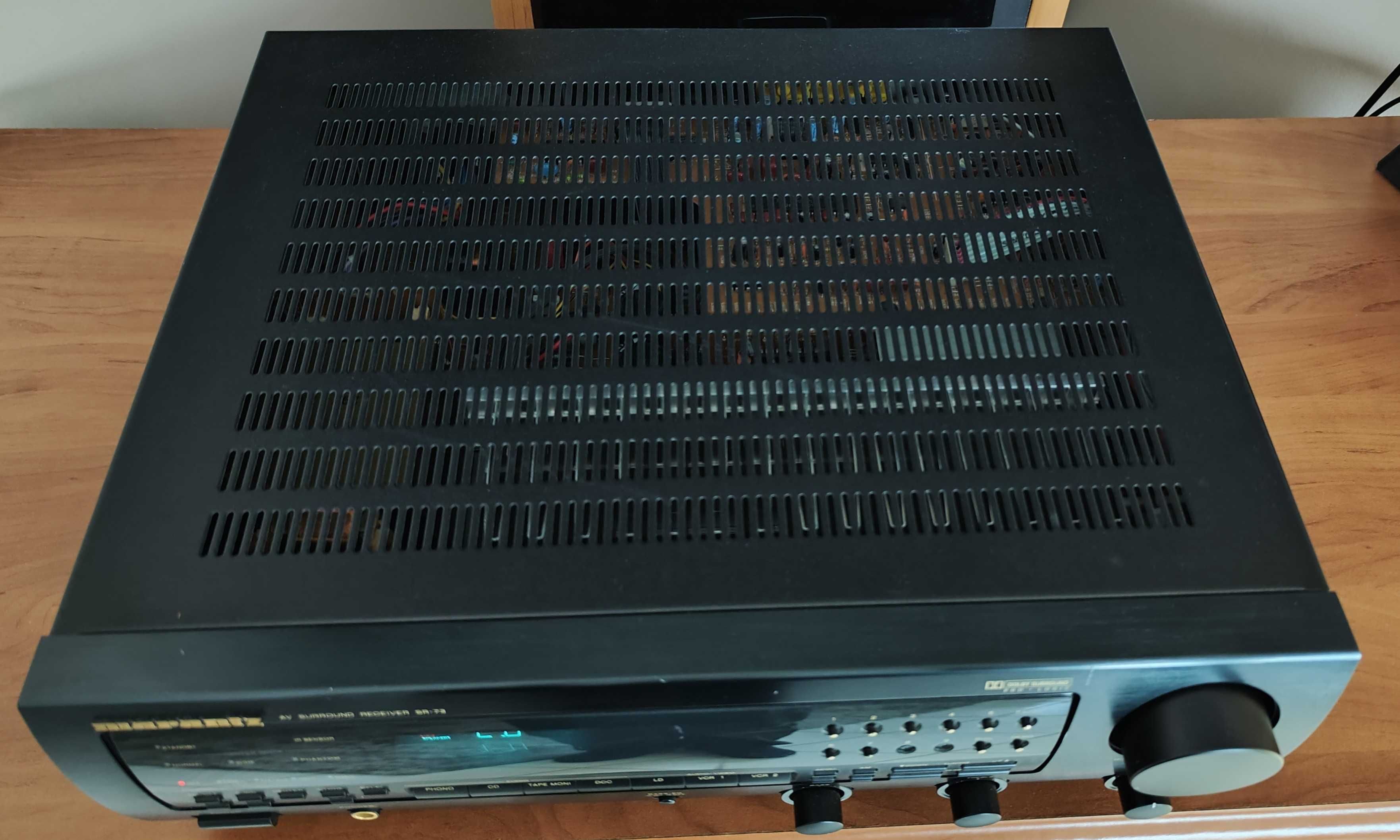 Sprzedam używany amplituner marki Marantz SR-73.
